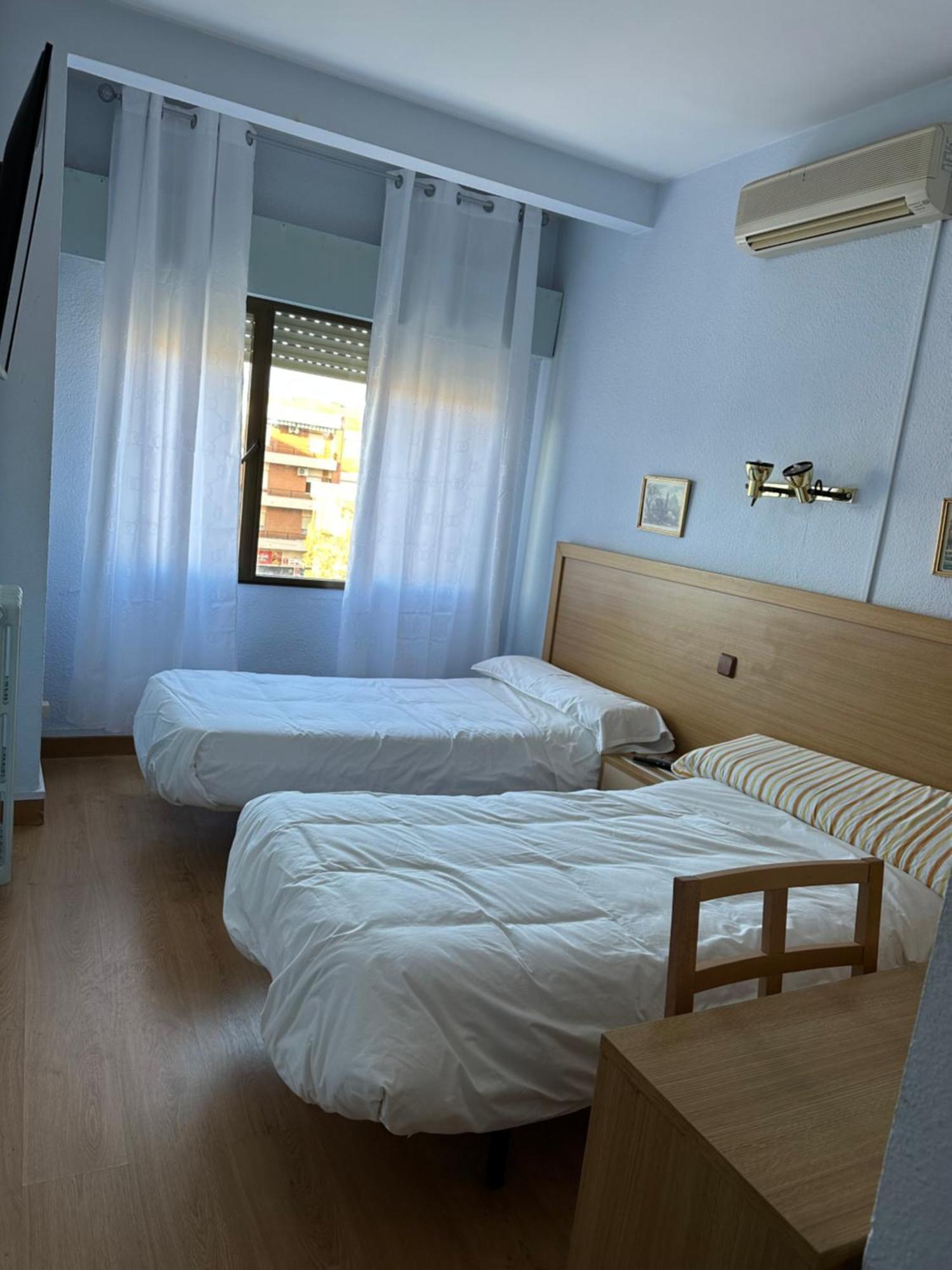 Hostal Agripino Y Restaurante Asiatico Mora Extérieur photo